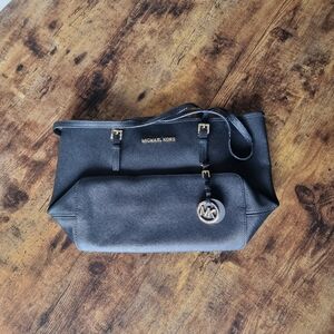 Micheal Kors shoulder bag